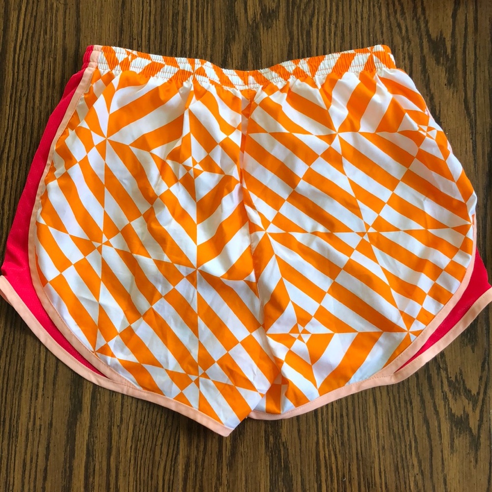 Nike running shorts - Picture 3 of 4